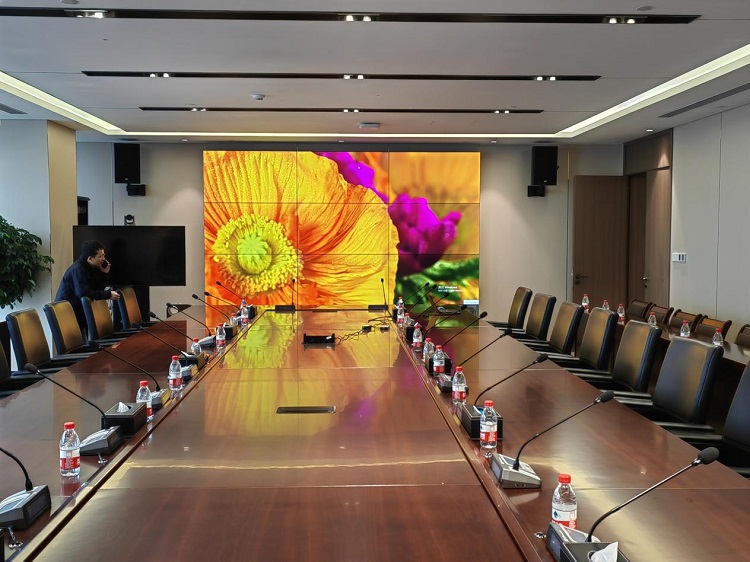 液晶拼接屏怎么樣實現(xiàn)會議辦公顯示？